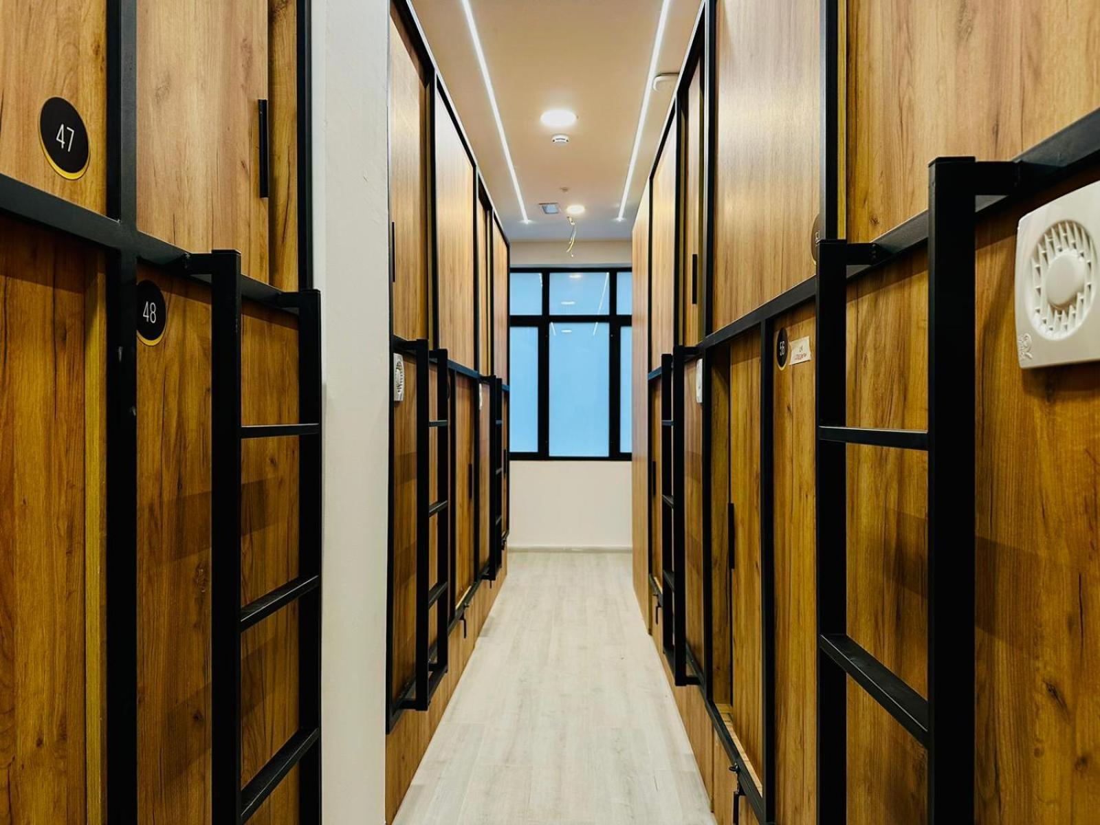 Urban Capsulehotel